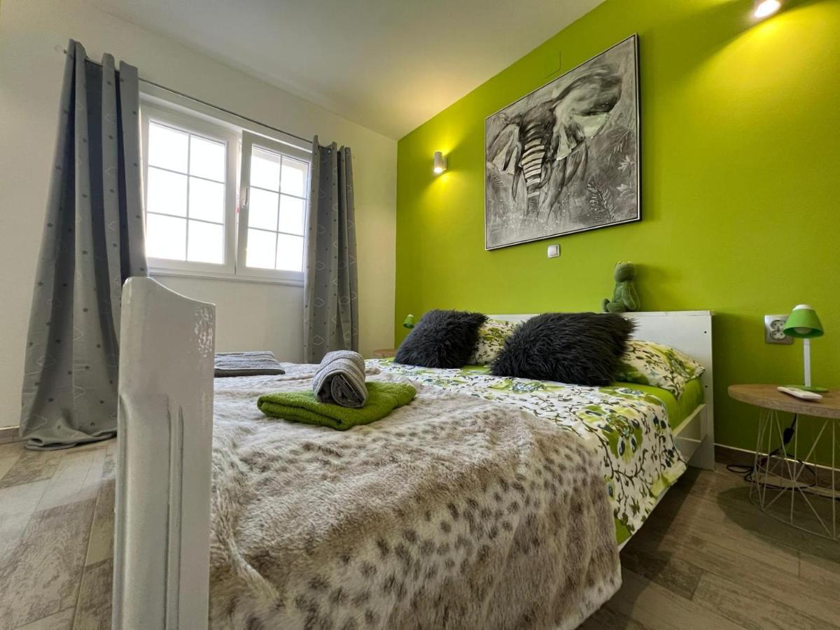 Villa Tamara บีโอกราดนาโมรู ภายนอก รูปภาพ