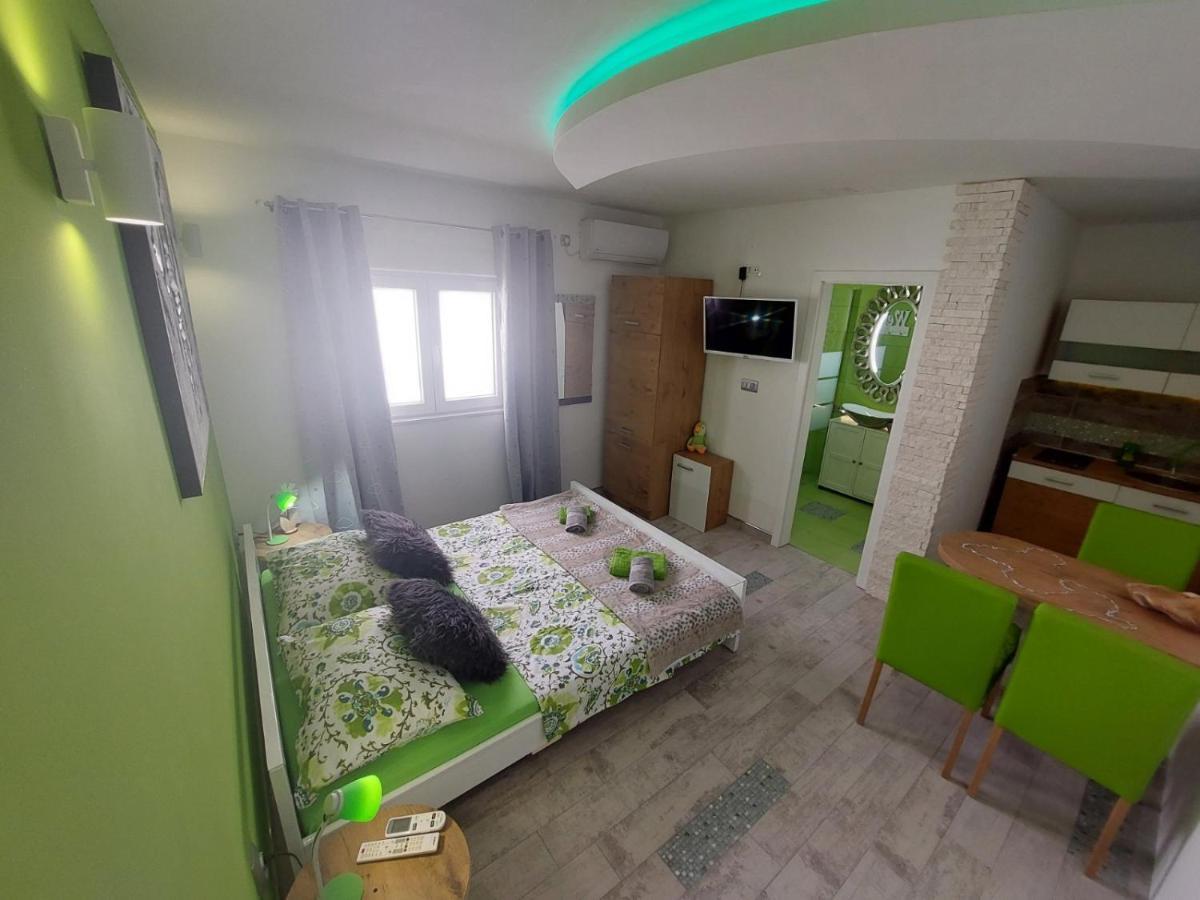 Villa Tamara บีโอกราดนาโมรู ภายนอก รูปภาพ