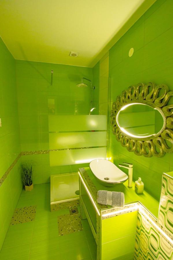Villa Tamara บีโอกราดนาโมรู ภายนอก รูปภาพ